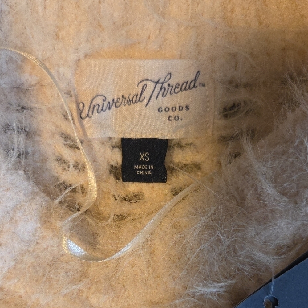 Universal Thread Cream Ribbed Sweater with Blue Jeans - Picture 4 of 10